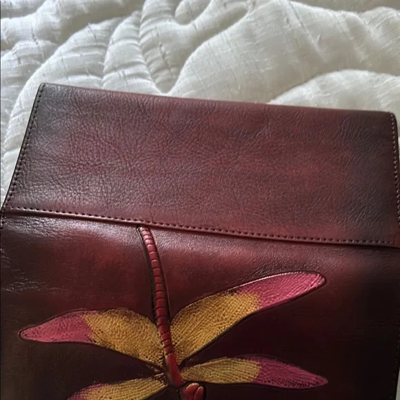 Brown Dragonfly Clutch - Picture 3 of 5
